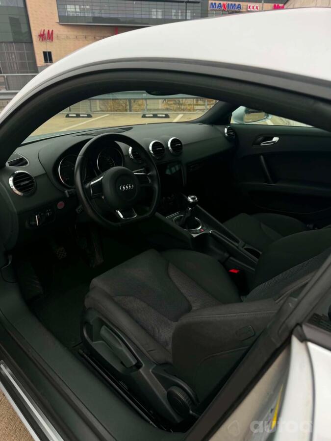 Audi TT 8J Coupe