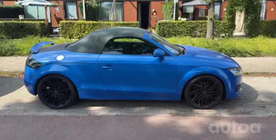Audi TT 8J Roadster 2-doors