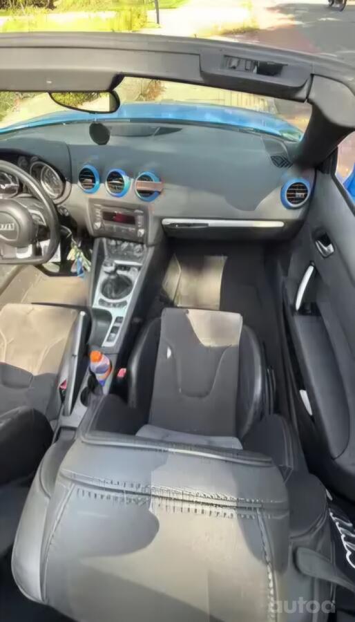 Audi TT 8J Roadster 2-doors