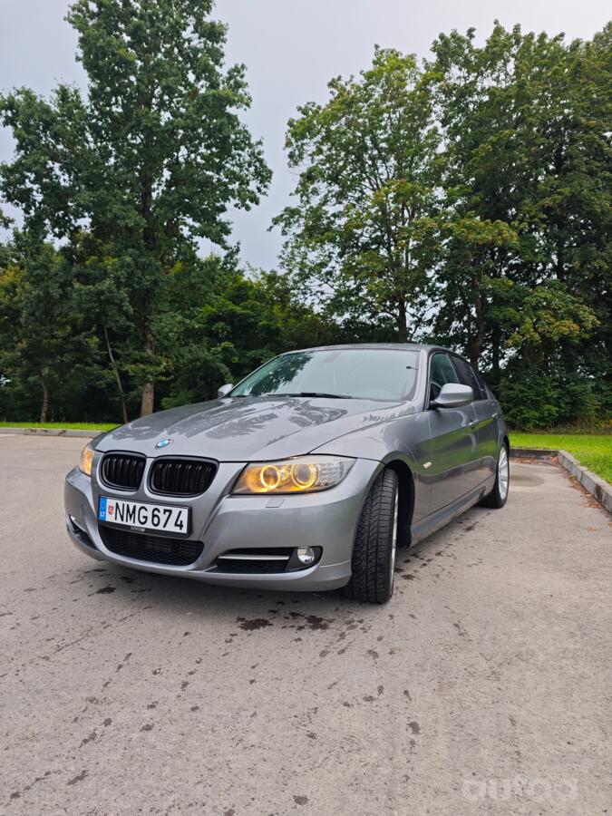 BMW 320 2013