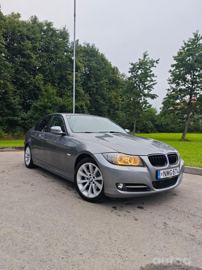 BMW 320 2013