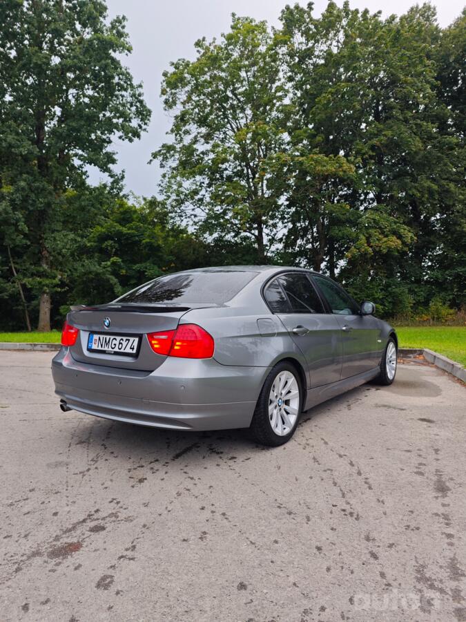 BMW 320 2013