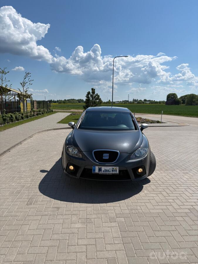 SEAT Leon 2 generation Hatchback 5-doors