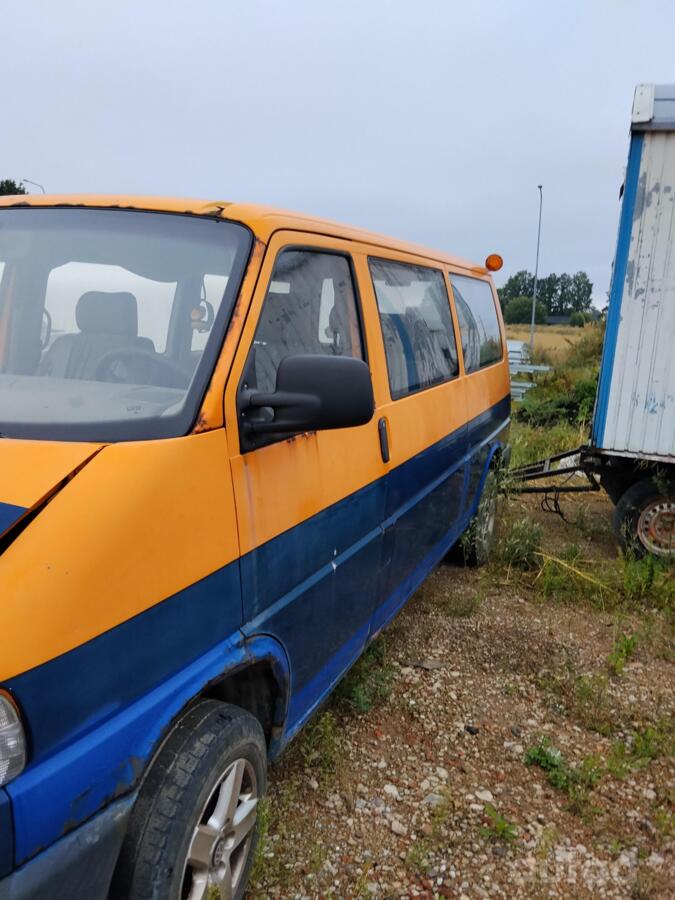 Volkswagen Caravelle T4 Minivan