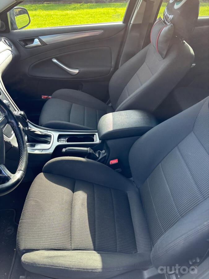 Ford Mondeo 4 generation [restyling] wagon