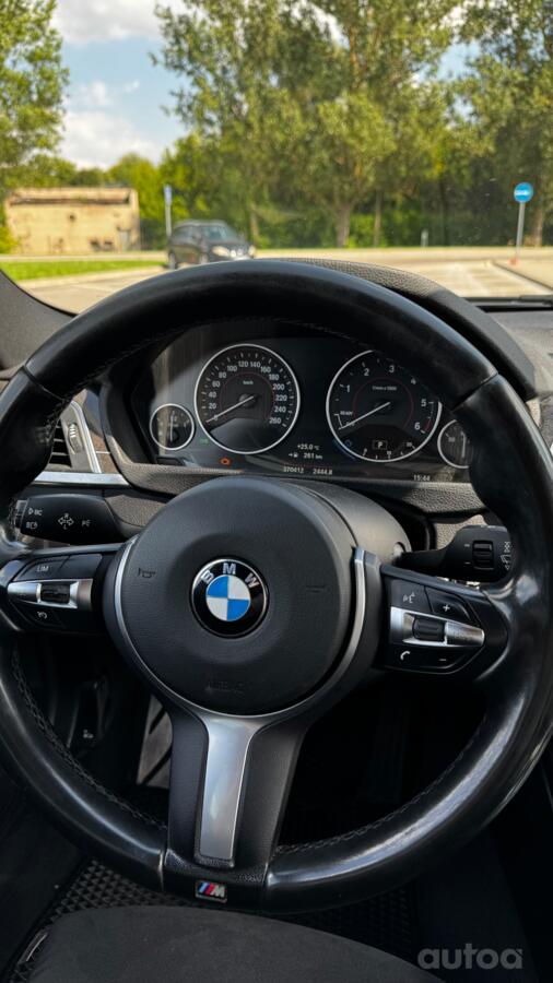 BMW 320 2016