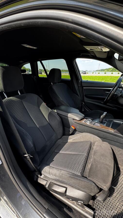 BMW 320 2016
