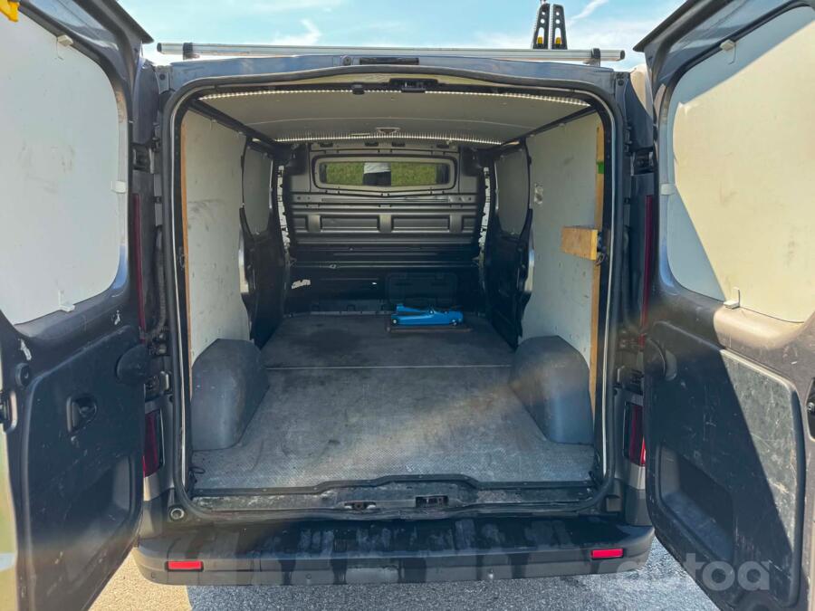 Nissan NV 1 generation Minivan