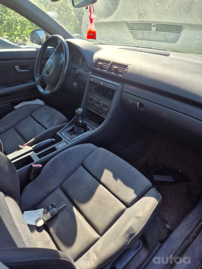 Audi A4 B6 Avant wagon 5-doors