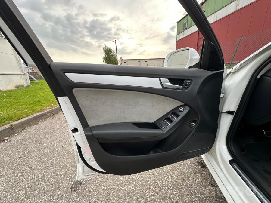 Audi A4 B8/8K [restyling] Avant wagon 5-doors