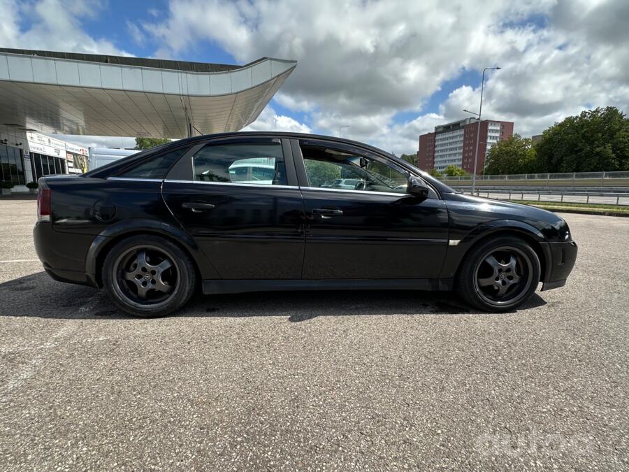 Opel Vectra C GTS hatchback