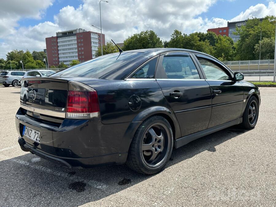 Opel Vectra C GTS hatchback