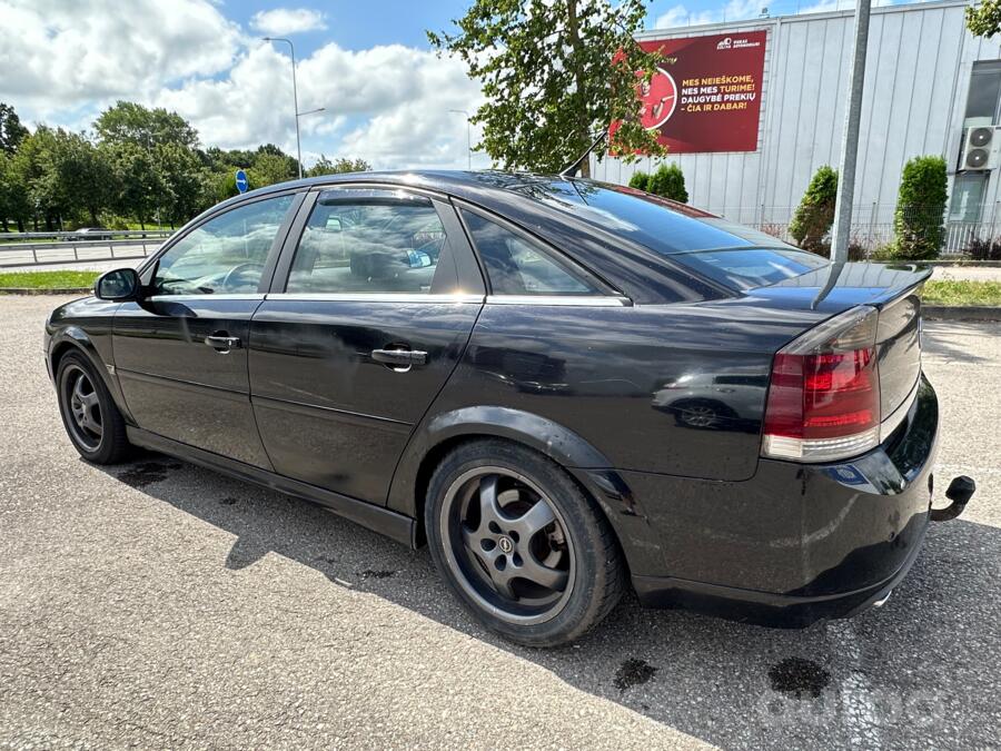 Opel Vectra C GTS hatchback
