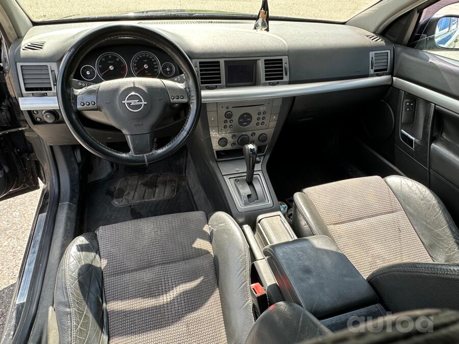 Opel Vectra C GTS hatchback