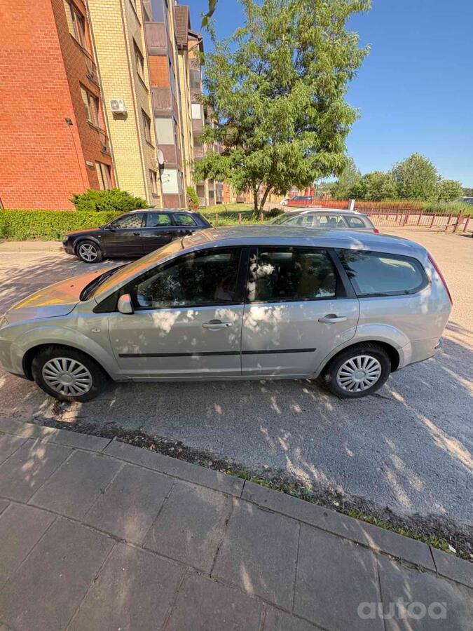 Ford Focus 2 generation wagon 5-doors
