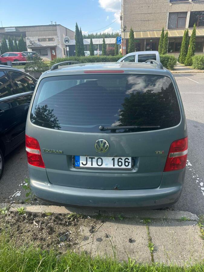 Volkswagen Touran 1 generation Minivan