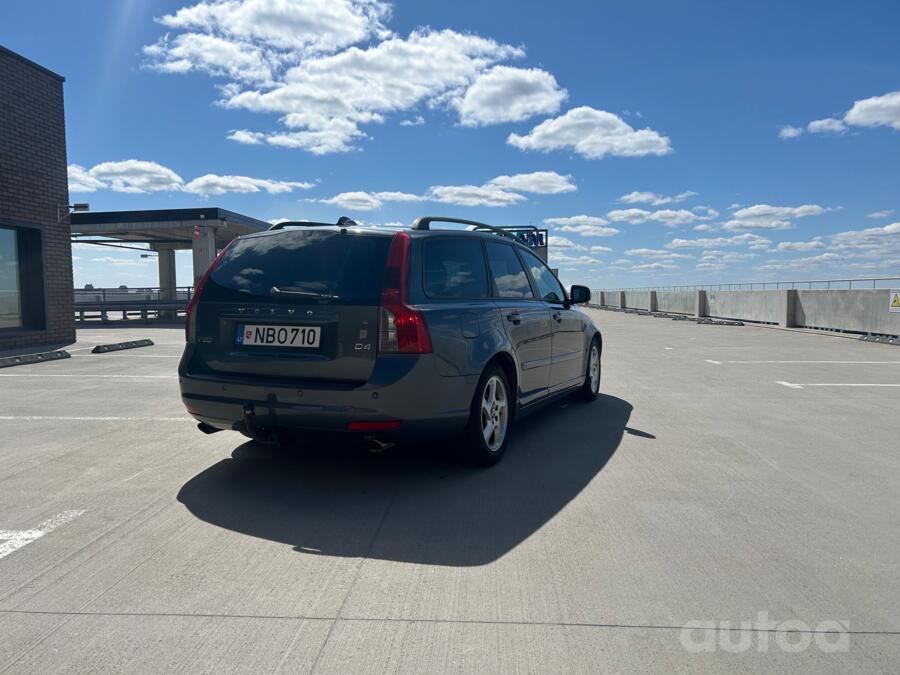 Volvo V50 1 generation [restyling]