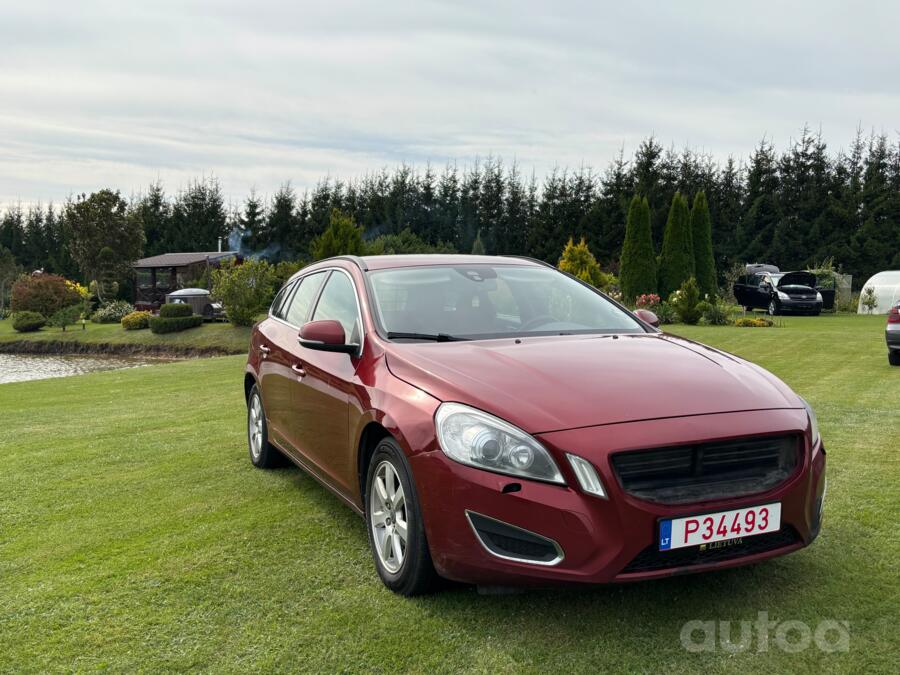 Volvo V60 1 generation wagon
