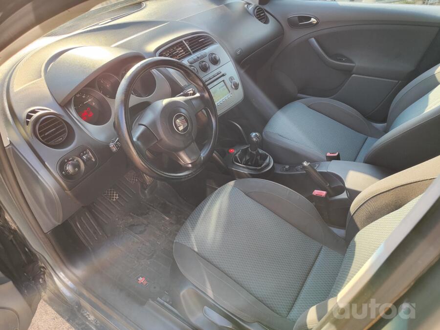 SEAT Toledo 3 generation Hatchback
