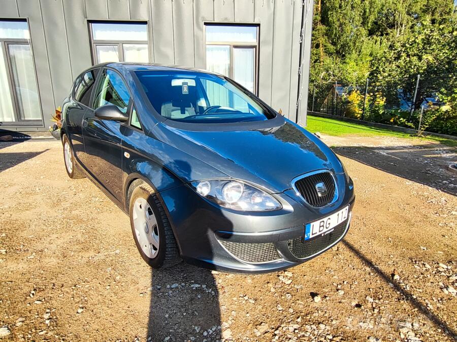 SEAT Toledo 3 generation Hatchback