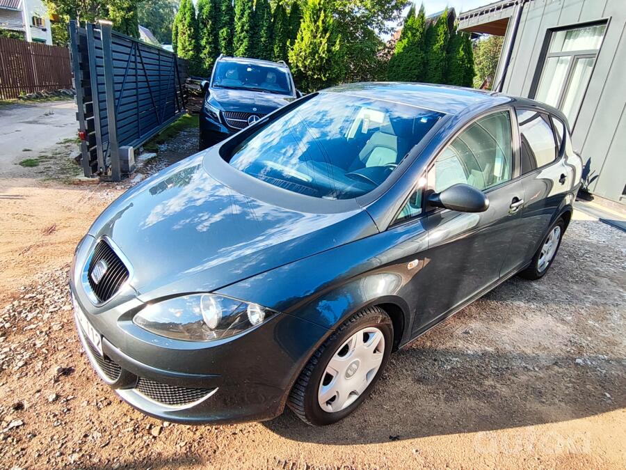SEAT Toledo 3 generation Hatchback
