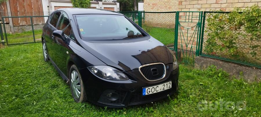 SEAT Leon 2 generation Hatchback 5-doors
