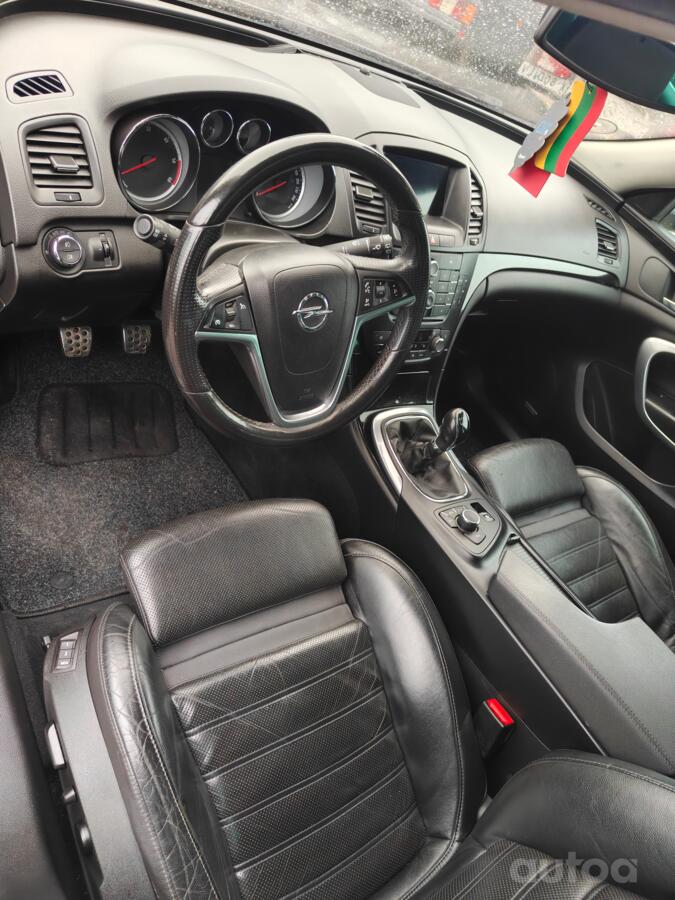 Opel Insignia A Sports Tourer wagon 5-doors