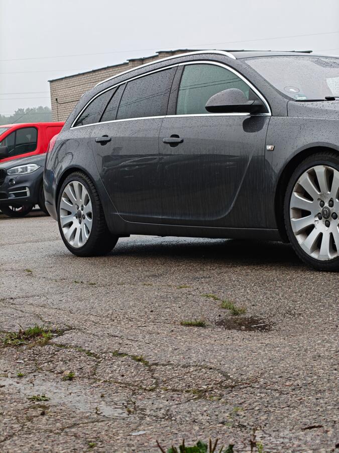 Opel Insignia A Sports Tourer wagon 5-doors