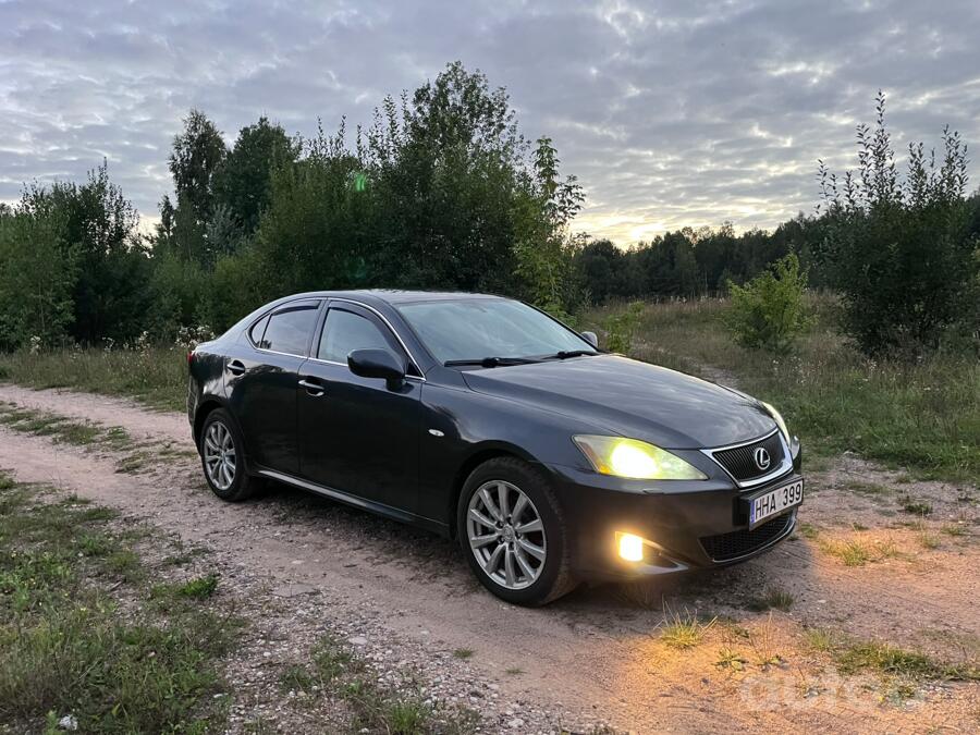 Lexus IS XE20 Sedan 4-doors