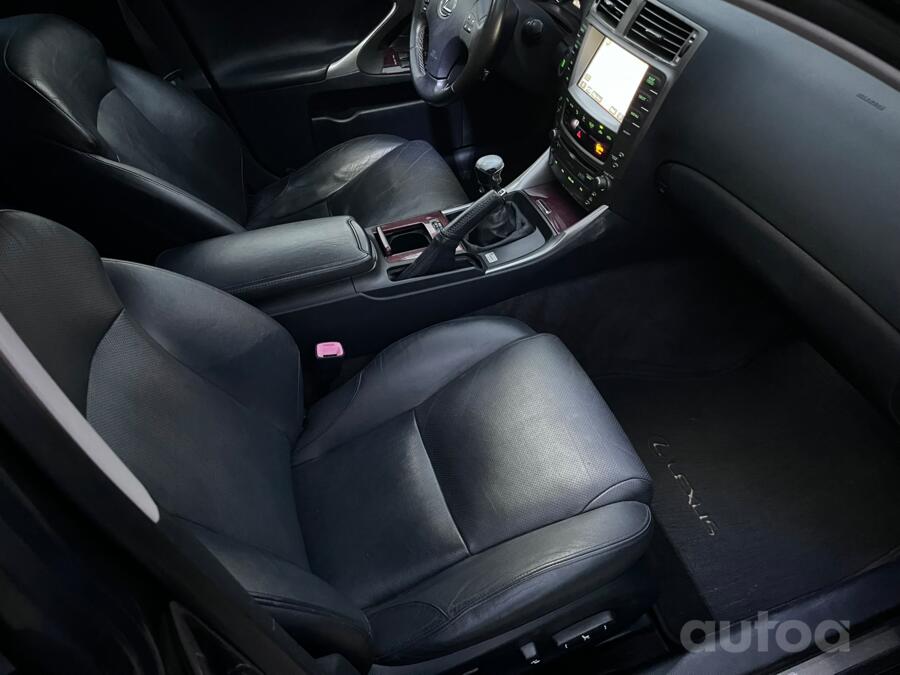 Lexus IS XE20 Sedan 4-doors