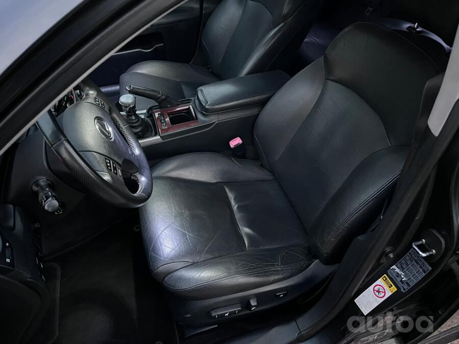 Lexus IS XE20 Sedan 4-doors