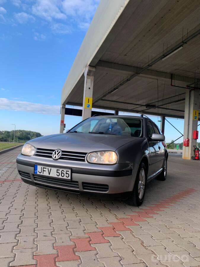 Volkswagen Golf 4 generation wagon