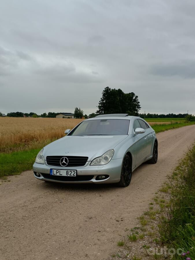 Mercedes-Benz CLS-Class C219 Sedan
