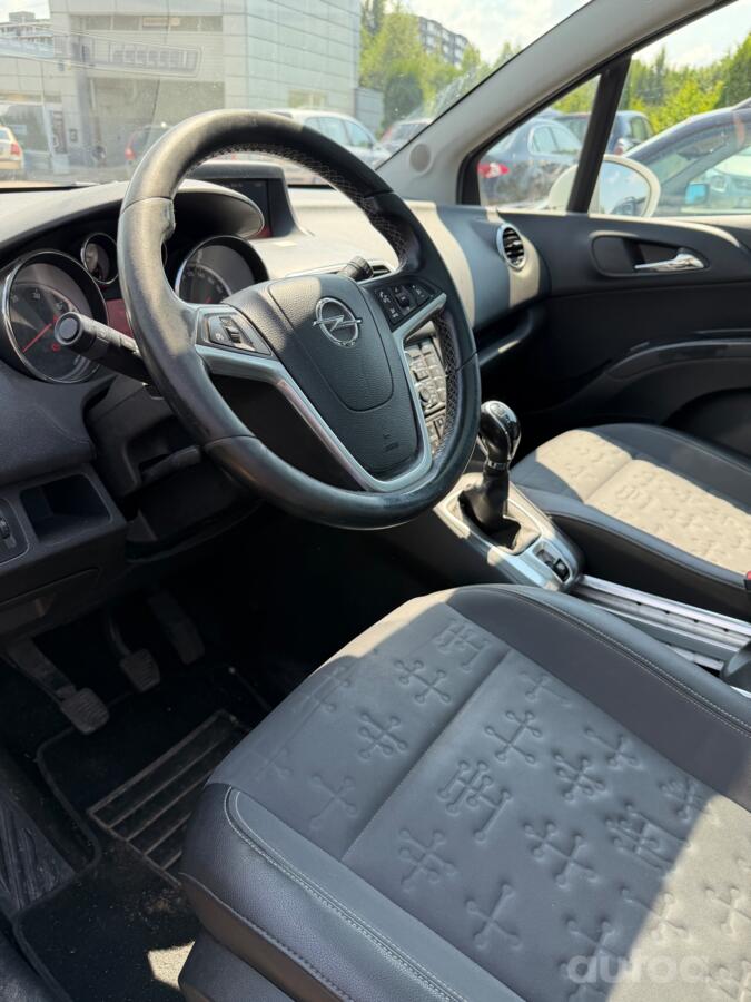 Opel Meriva 2 generation [restyling] Minivan