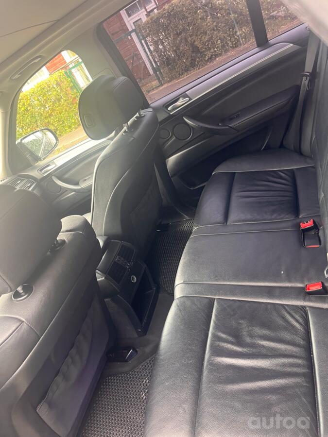 BMW X5 E70 Crossover