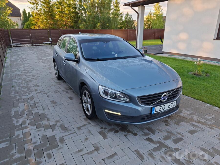 Volvo V60 1 generation [restyling] wagon 5-doors