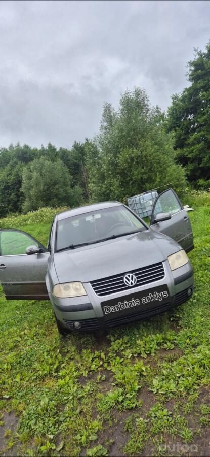 Volkswagen Passat B5 Sedan 4-doors