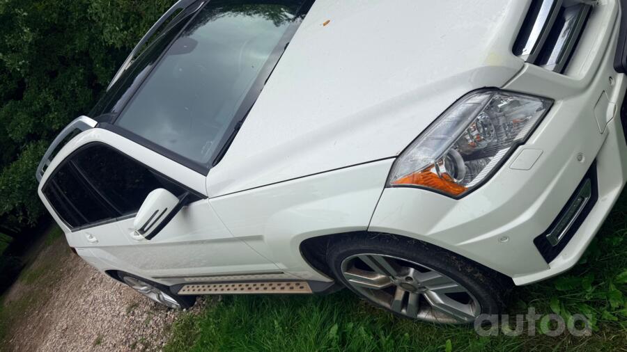 Mercedes-Benz GLK350