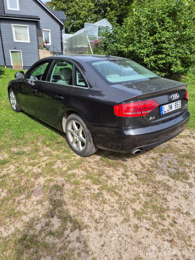 Audi A4 B8/8K Sedan 4-doors