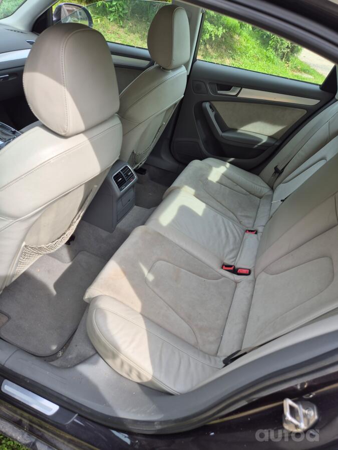 Audi A4 B8/8K Sedan 4-doors