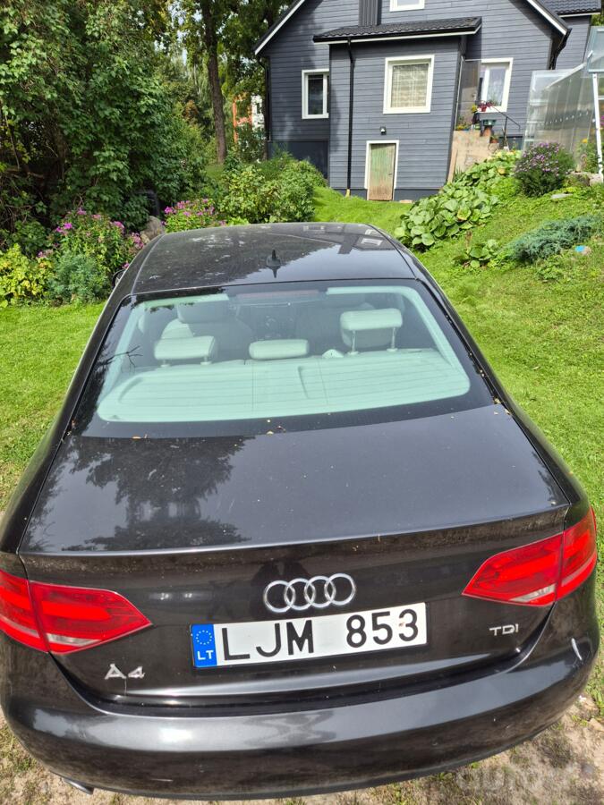 Audi A4 B8/8K Sedan 4-doors