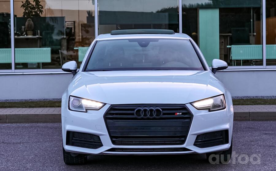 Audi A4 B9 Sedan