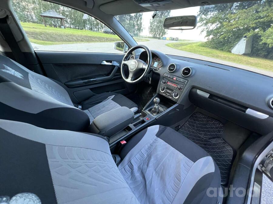 Audi A3 8P Hatchback 3-doors