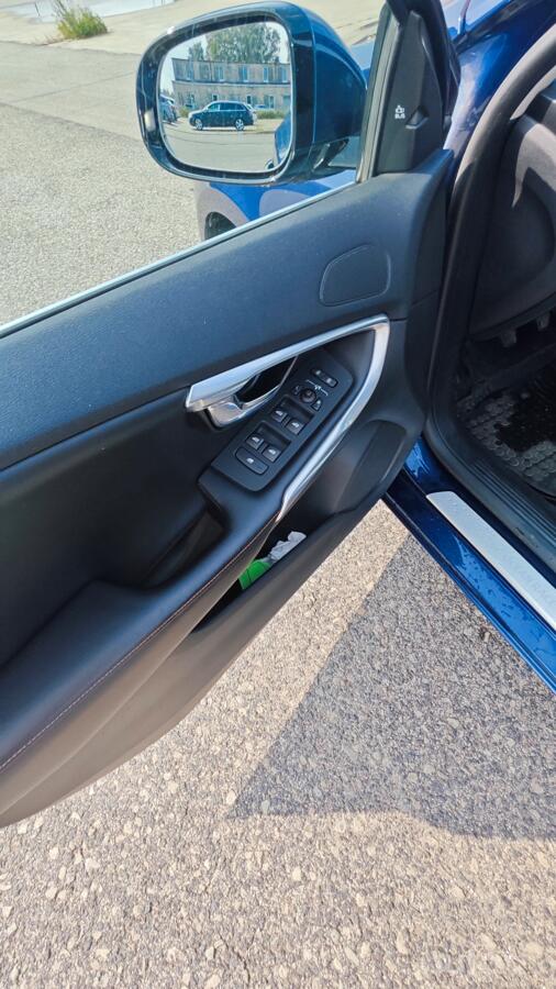 Volvo V40 2 generation Hatchback 5-doors
