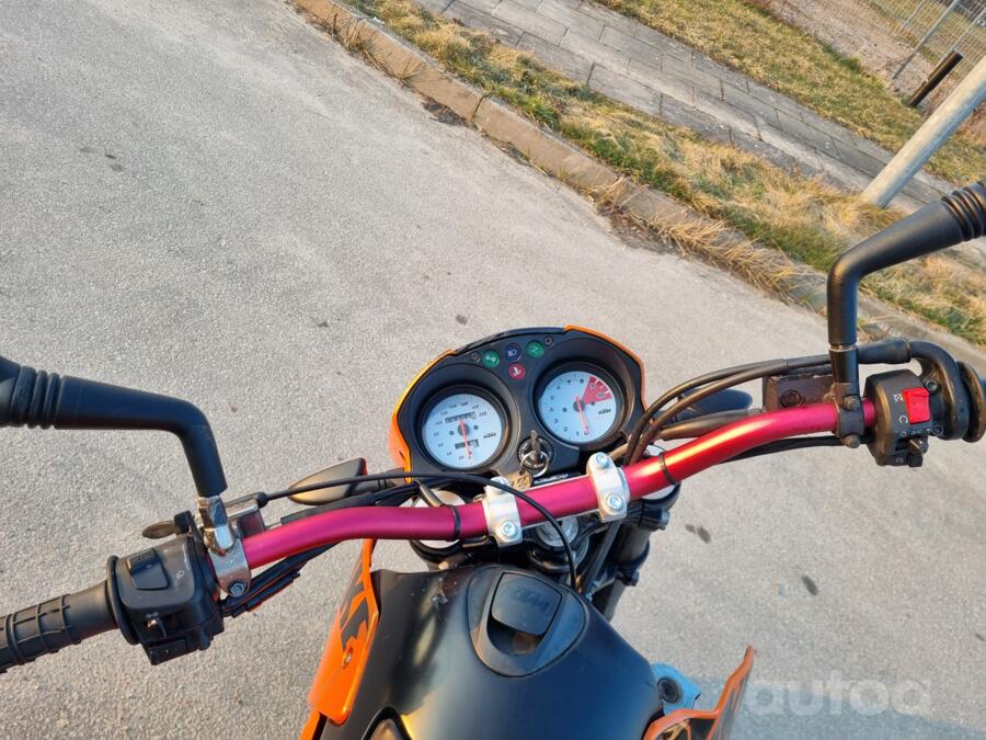 KTM Duke