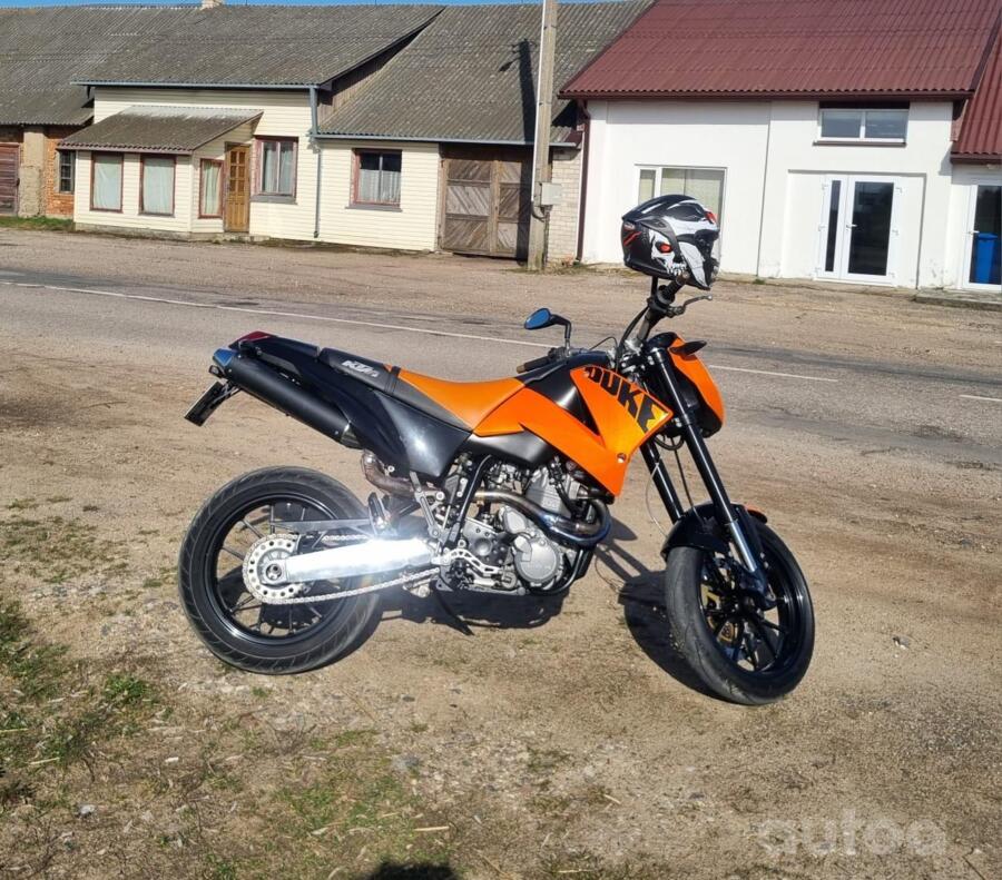 KTM Duke