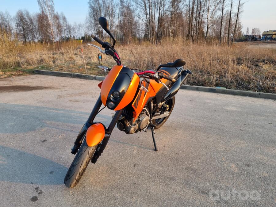 KTM Duke
