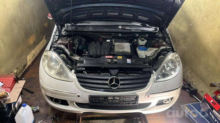 Mercedes-Benz A150