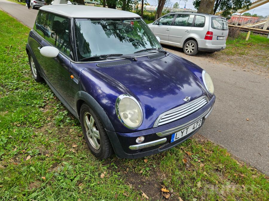 Mini One R50 Hatchback
