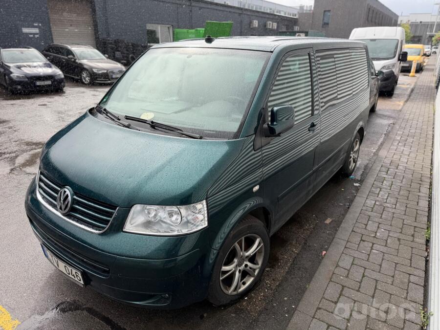 Volkswagen Multivan T5 Minivan